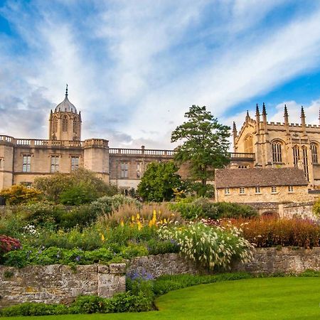 Stunning Riverside Oxford Apartment With Parking Esterno foto